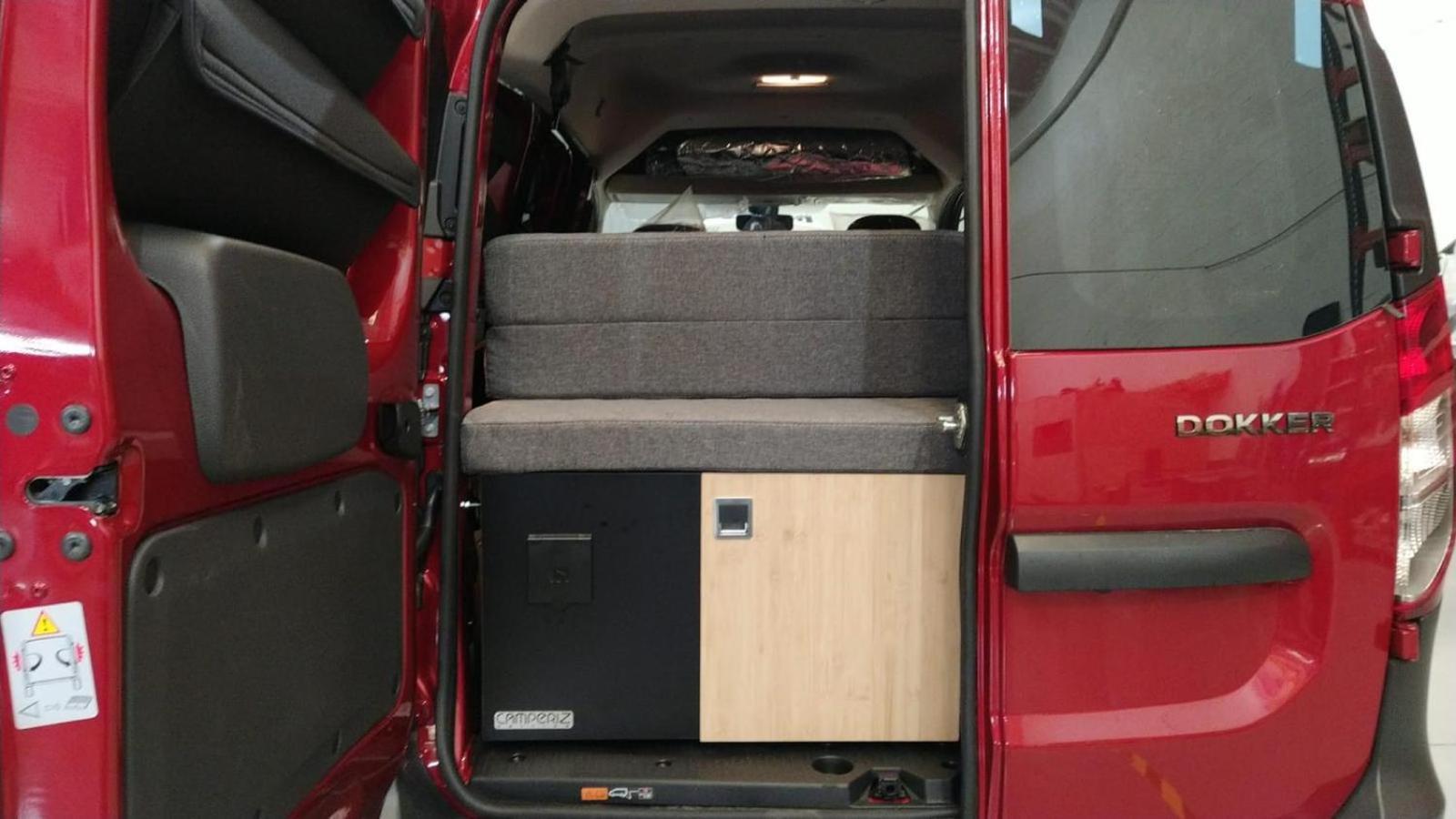 Dacia Dokker Camperiz Hotel Palma de Mallorca Bagian luar foto